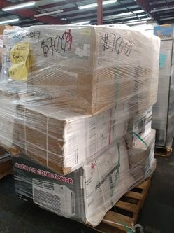 Small appliances pallet has a.c. units portabke and window and more