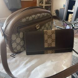 Gucci purse With Wallet 
