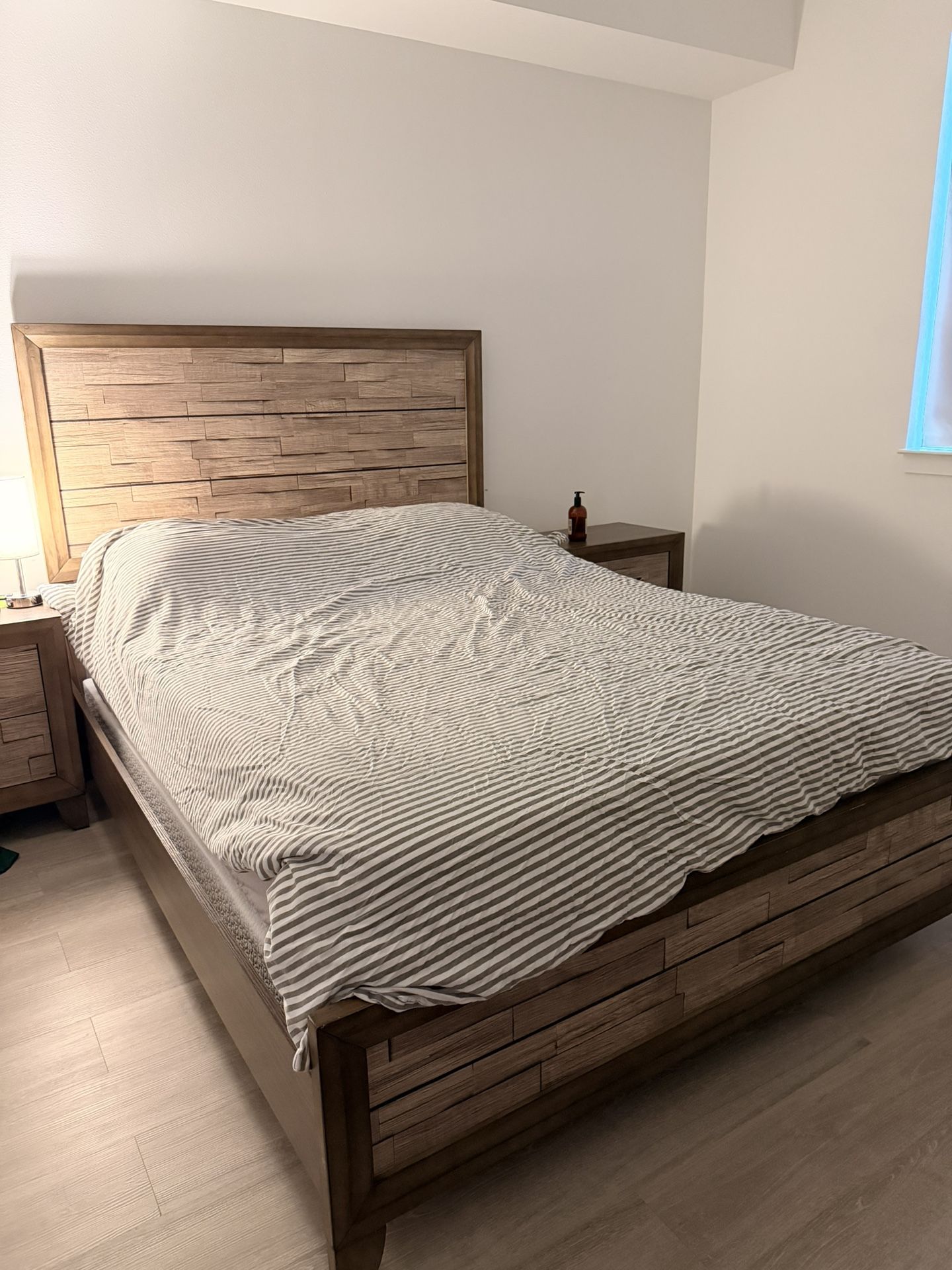 Selling Bedroom Setup