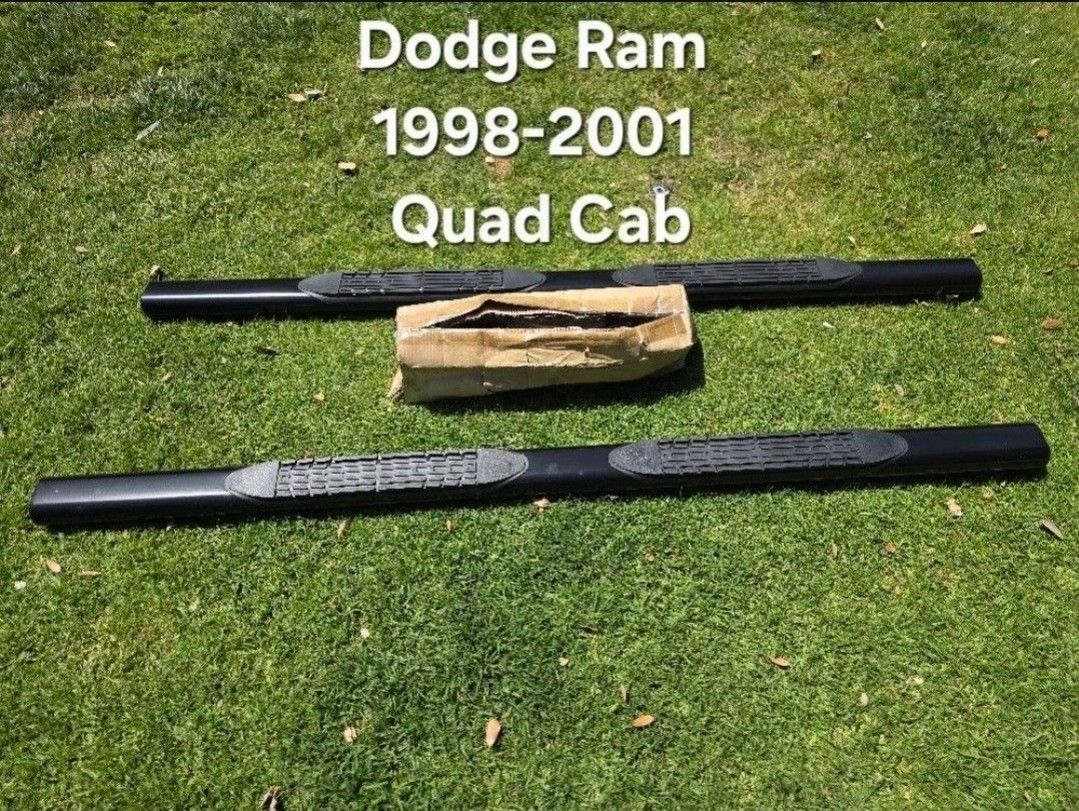 Dodge Ram 1998-2001 Quad Cab Side Step
