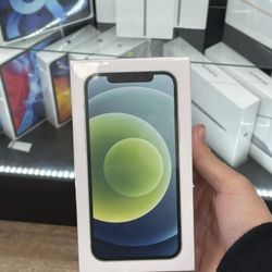 iPhone 12 Unlocked Carrier Available