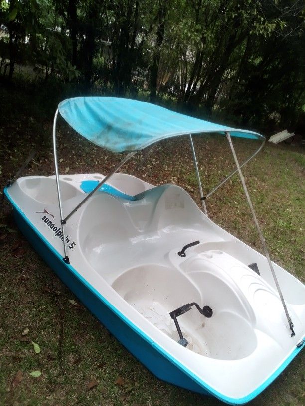 Pedal Boat 