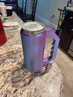 3D printed can holder for 8.4oz mini Red Bull