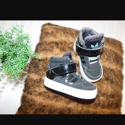 Adidas Baby Boys Hi High Top Black Sneakers Tennis Shoes size 4 4K 

