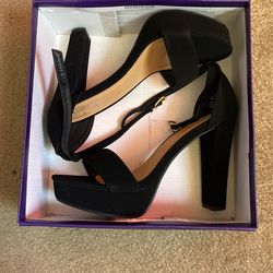 Top Moda High Heels Size 8