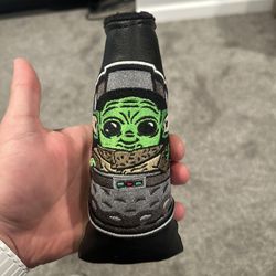 LIMITED EDITION - Patrick Gibbons handmade baby yoda headcover