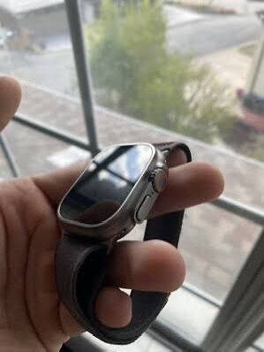 Apple Watch Ultra 2 – 49 mm Titanium Case (GPS+Cellular) – Excellent Condition