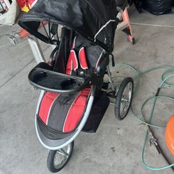 Stroller 