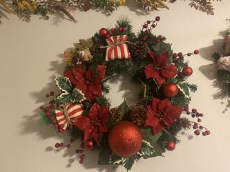Christmas Crowns Custom Made