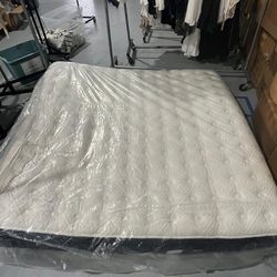 Stearns & Foster SE Rockwell Luxury Firm Pillowtop King mattress