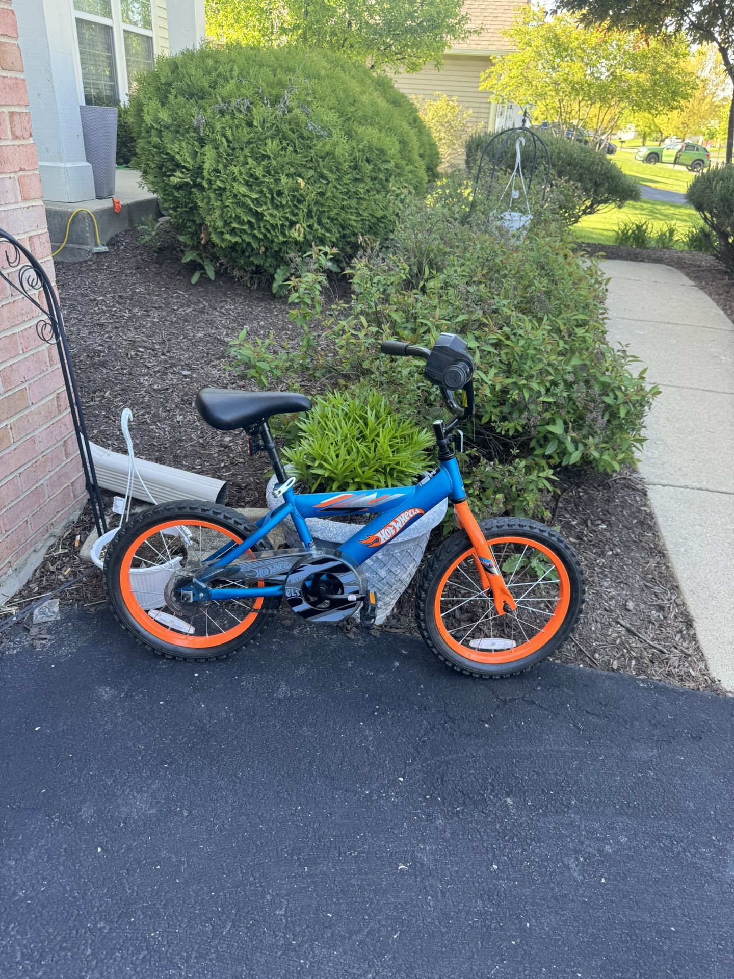 16" Dynacraft Hot Wheels, Boys BMX Bike,Kids Age 5-7 Years, Blue