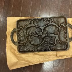 Cast Iron Vintage Baking Pan/Mold for $12