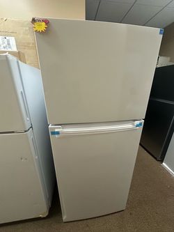 Element Apartment Size Refrigerator