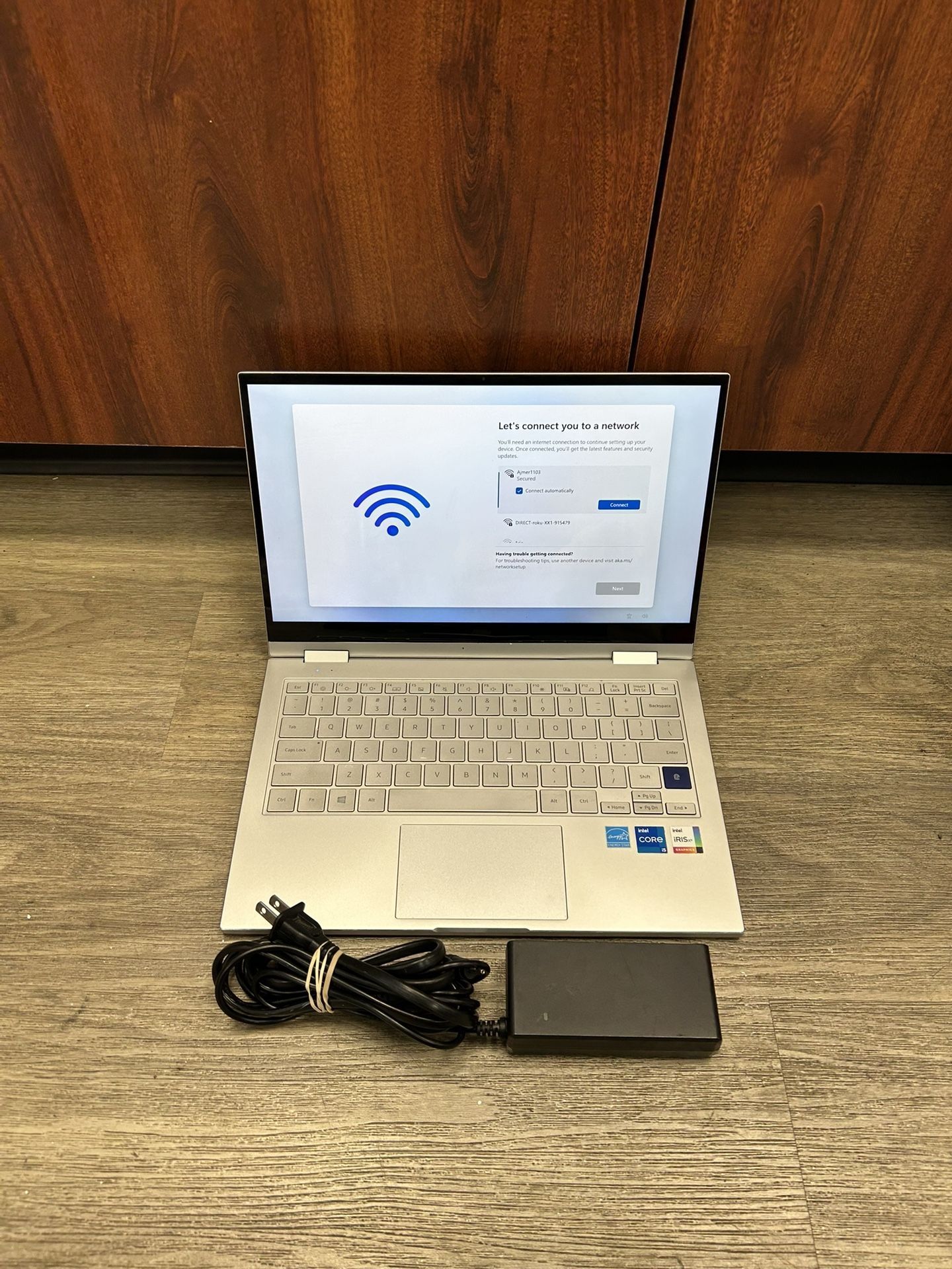 Samsung Laptop/Tablet In One