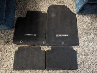 Hyundai Elantra GT Floor Mats