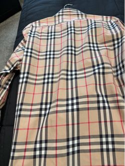 Men’s. Burberry. Long sleeve shirt