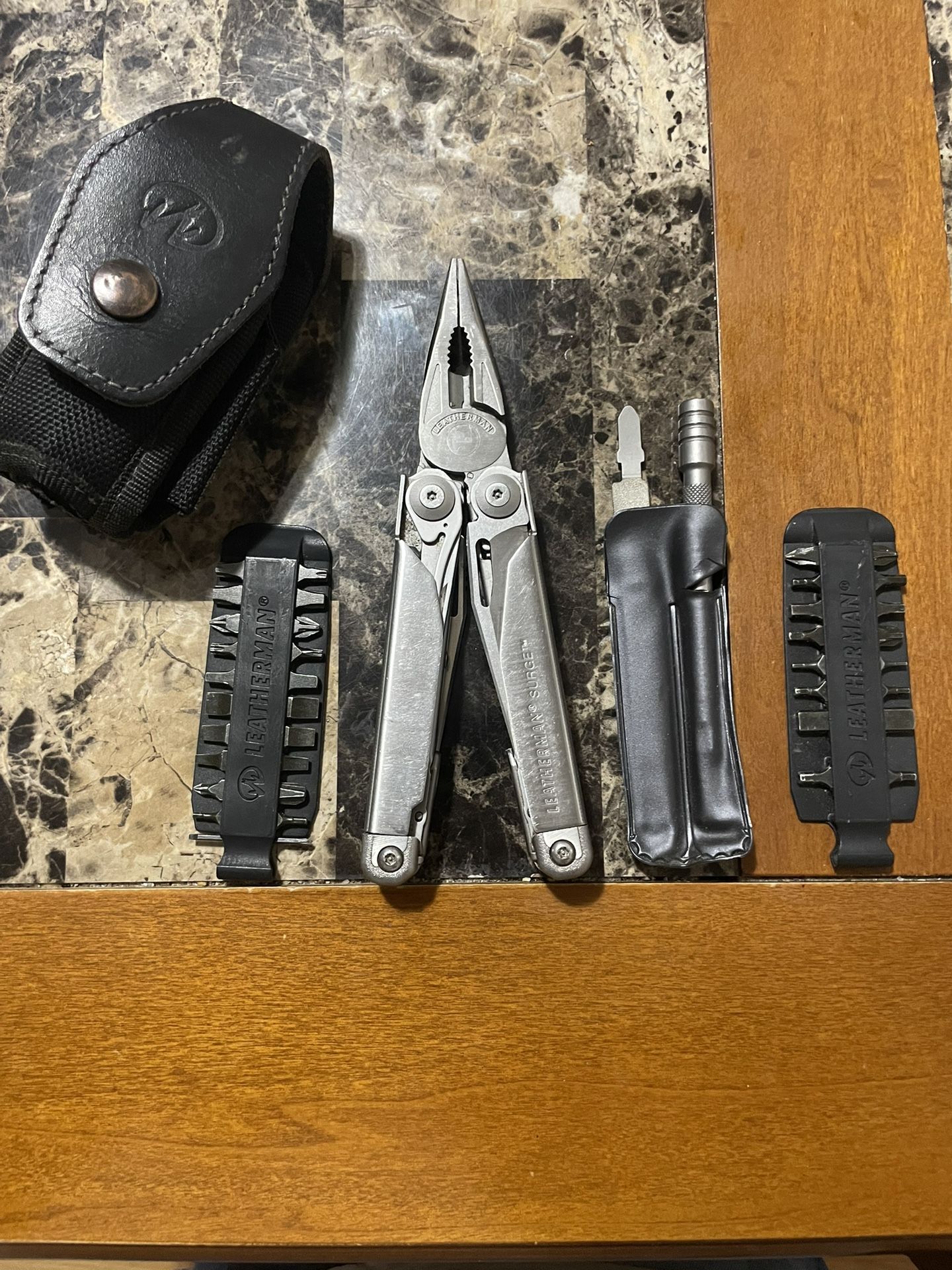 Original Leatherman Surge Multi-tool With Case And Accessories Bits
