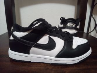 Nike Dunk low panda size 12c Toddler $30