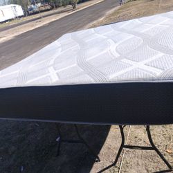 Se Vende Colchón Queen Size 