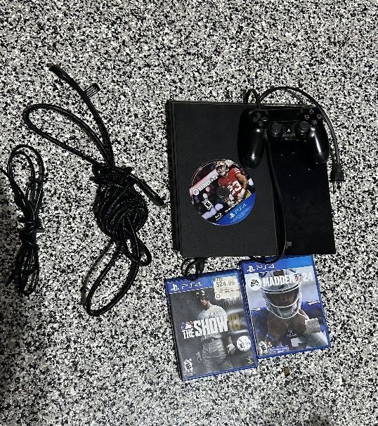 PS 4