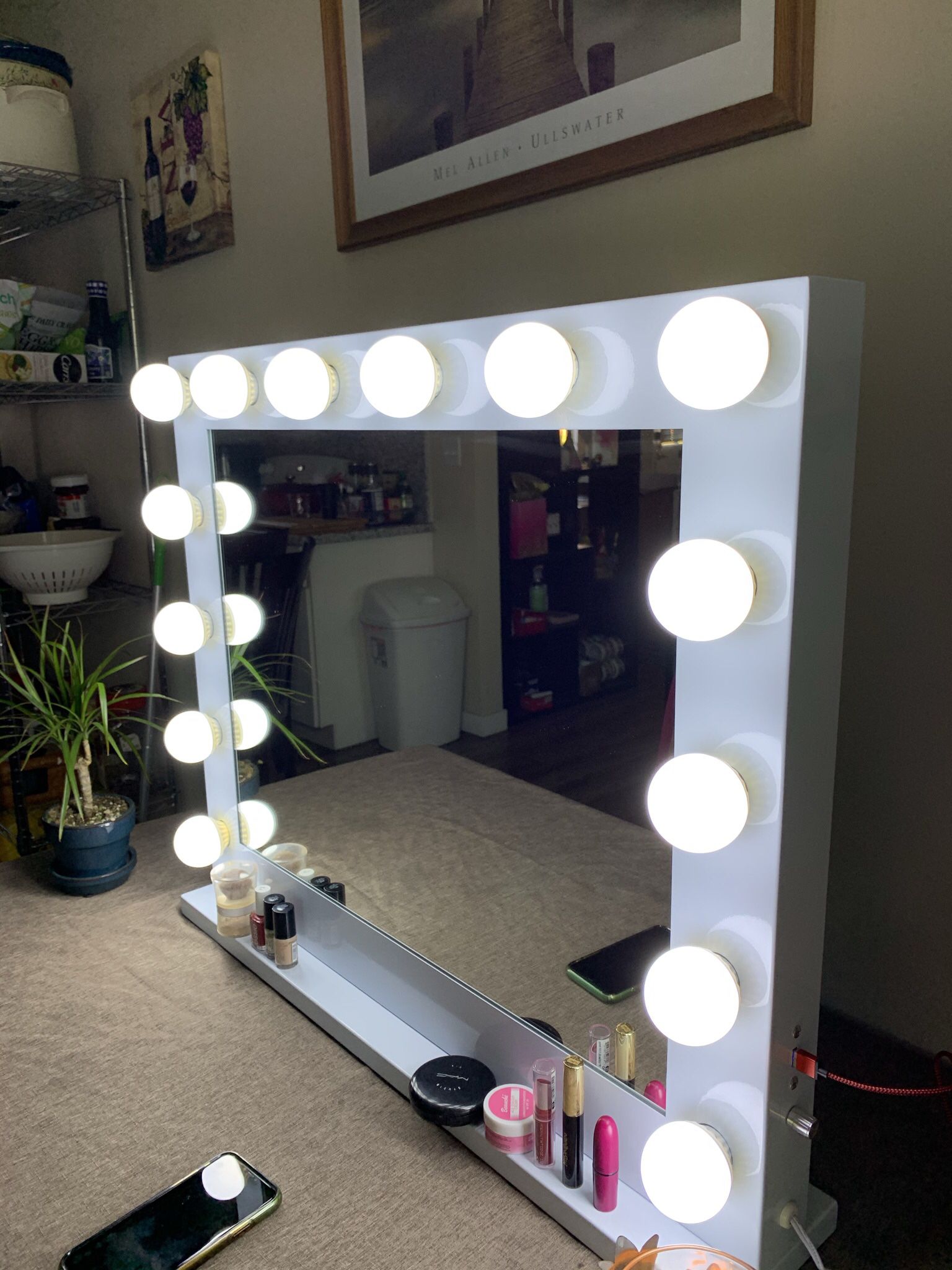 Large Hollywood Style Mirror With Lights. Classic White Frame Design .   nEW!