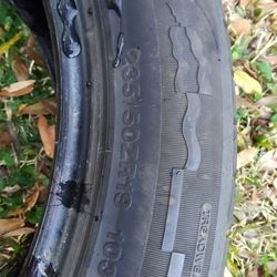 235/50/19 Continental Tire