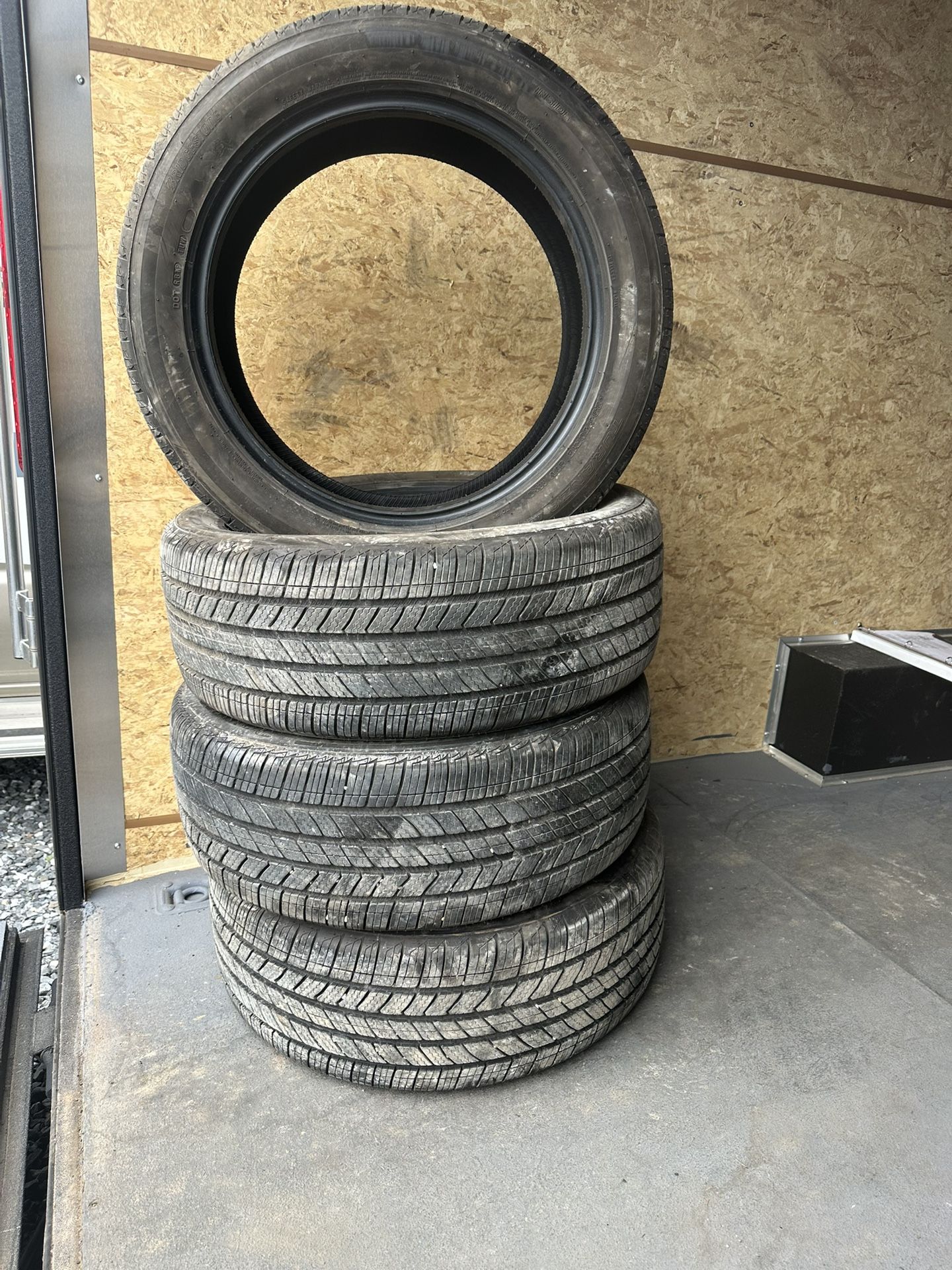 Bridgestone Turanza Quiet Track 235/50/18