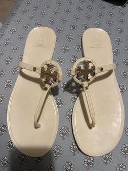 Women’s Tory Burch jelly sandals size 9