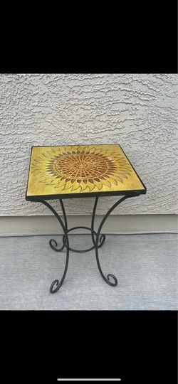 Mosaic Design Plant Stand/ Side Table