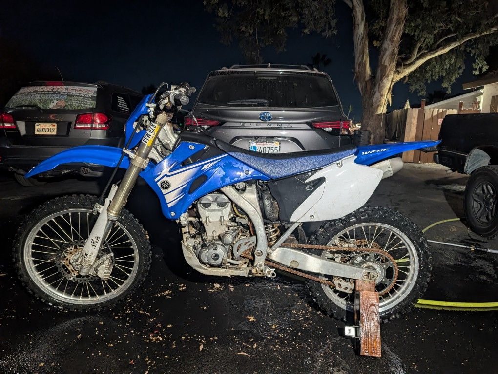 2007 Yamaha WR450 Dirt Bike