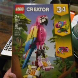 Lego Parrot 