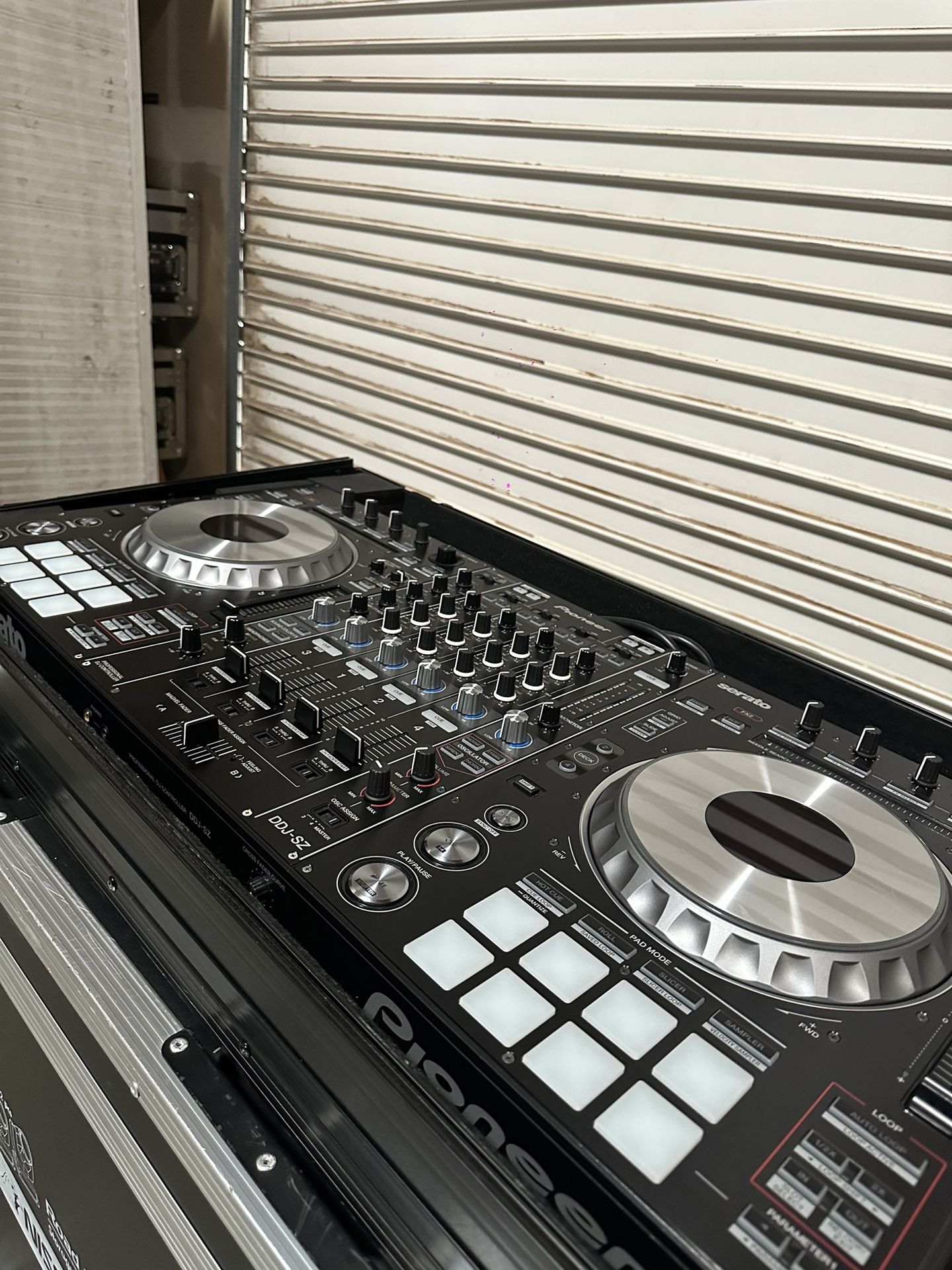 DJ Contoller 