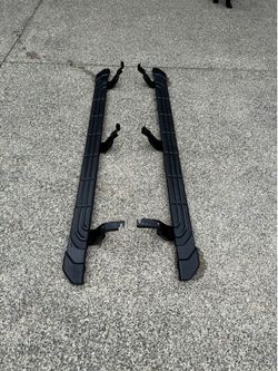 Steps off of a 2025 ford ranger XL