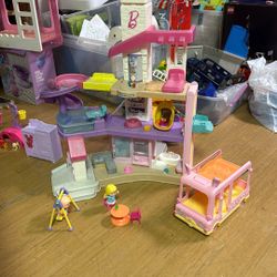 Barbie Toddler Dollhouse
