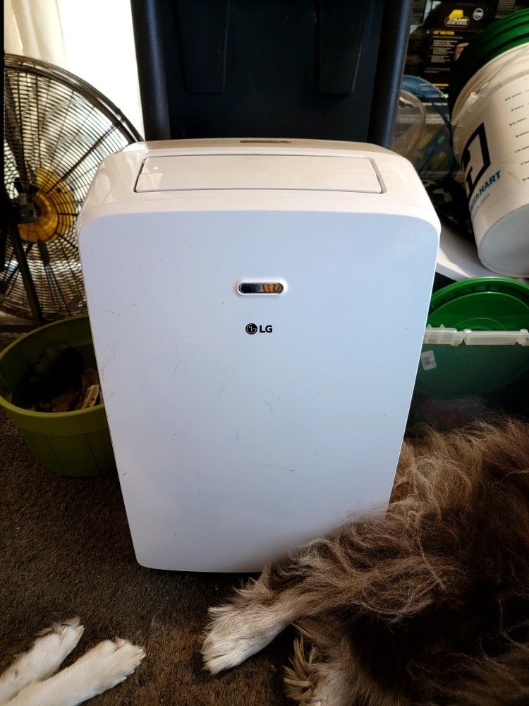 LG PORTABLE AIR CONDITIONER