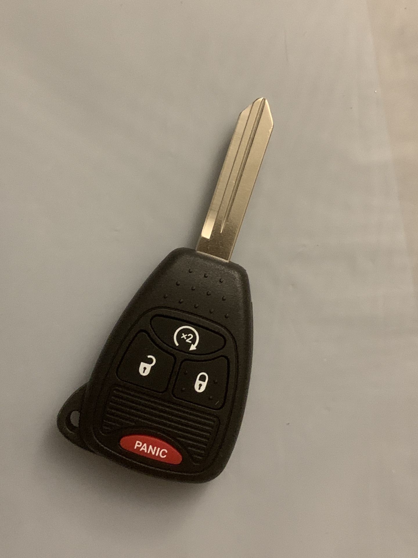 Jeep Gladiator key, Jeep Rubicon key, Jeep Sahara key, Jeep Mojave key, Jeep Wrangler key, Jeep key, Chrysler 300 Key
