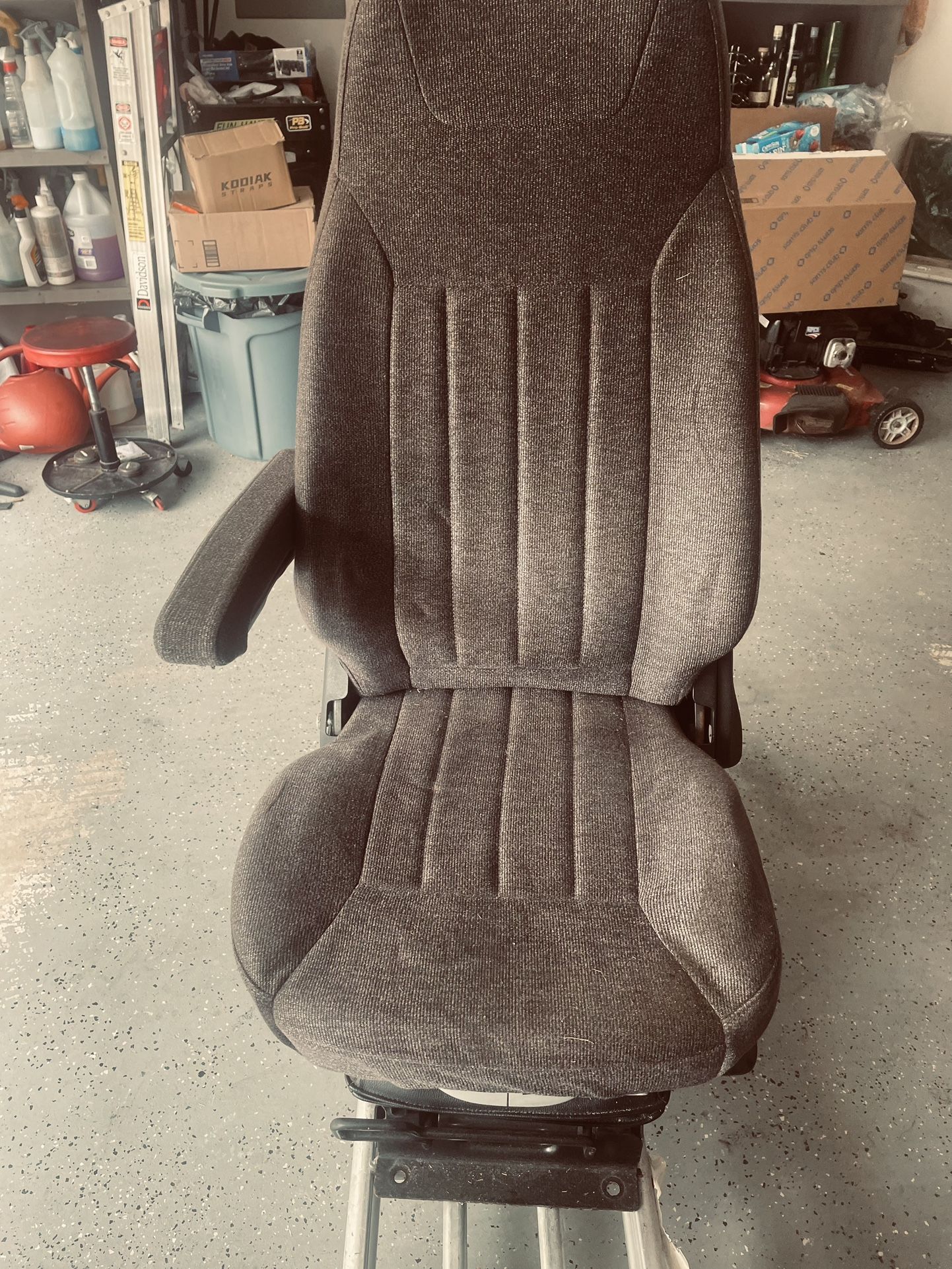 2016 Pete 579 Drivers Seat