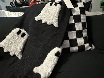 Ghost Blanket