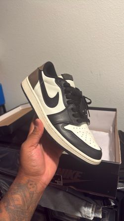 Air Jordan 1 Low Dark Mocha Sneaker