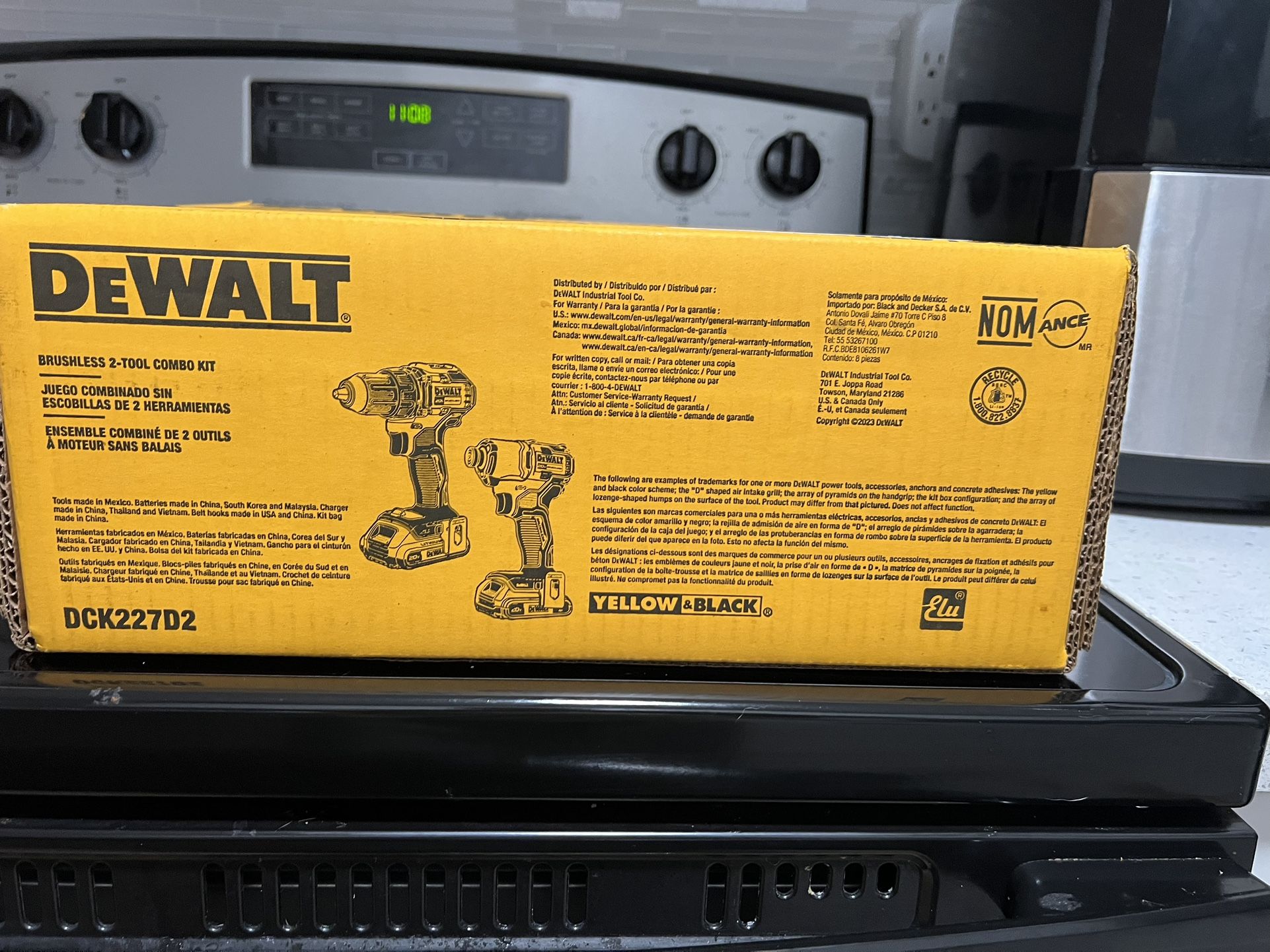 Dewalt Impact and Drill Combo Kit 20-V