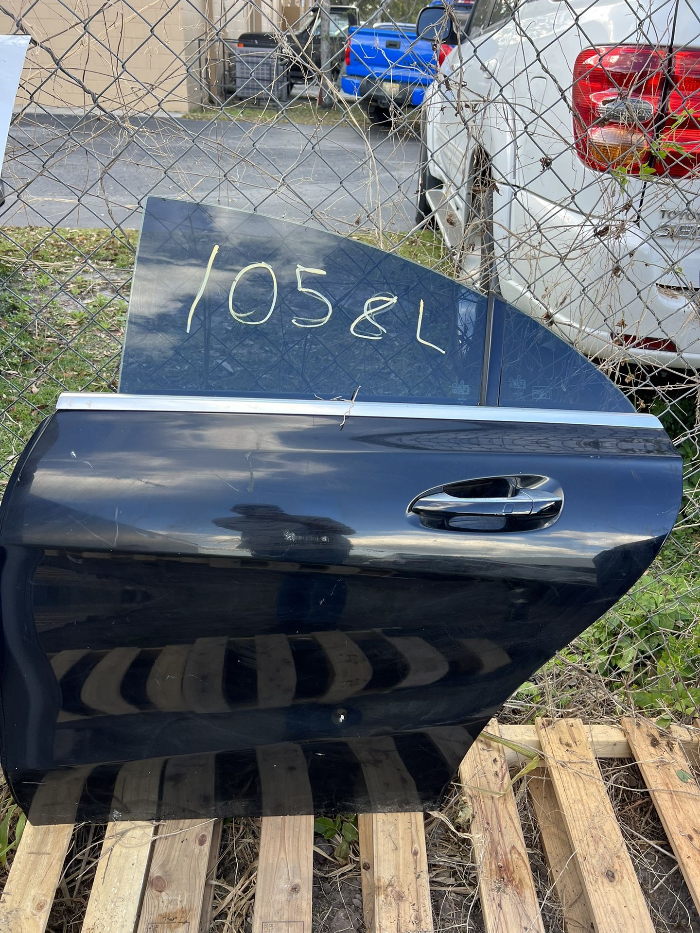 BLACK 2014-2019 MERCEDES CLA250 C117 REAR LEFT SIDE EXTERIOR DOOR W/ HANDLE OEM