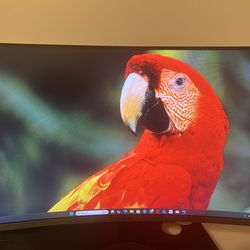 Samsung 32” Curved Monitor – C32R500FHN – Excellent Condition
