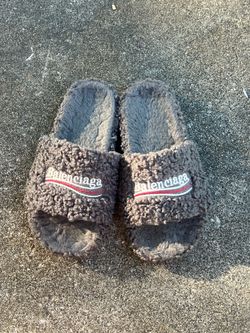 Balenci slides