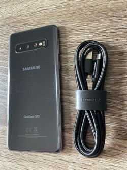 New Condition! 📱Unlocked ~Samsung Galaxy S10  ~Any Sim Card!
