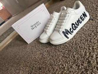 Alexander Mcqueen white graffiti