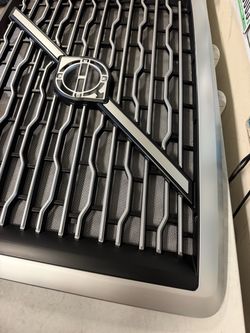 2019 volvo vnl grill