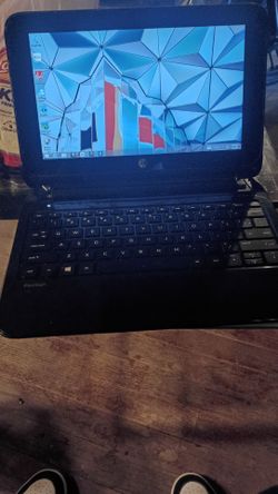 HP Pavilion Laptop – Black