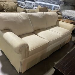 Sofa Beig 