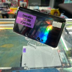Nintendo 3DS w/Protective Case *TRADE INS WELCOME*