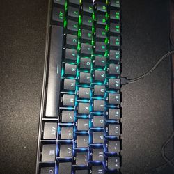 Mechanical Keyboard ~ Deathadder V3 Mouse and Mouse Pad